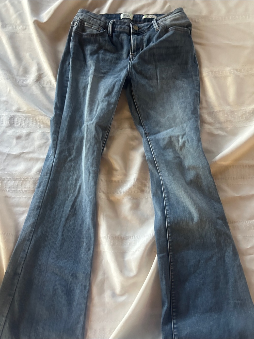 Women's Boot-Cut Jeans in Medium Blue Wash